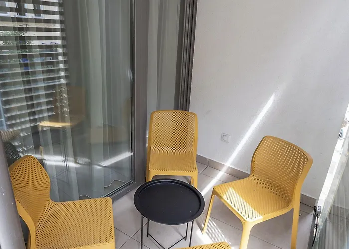 K46 Aparthotel 4*